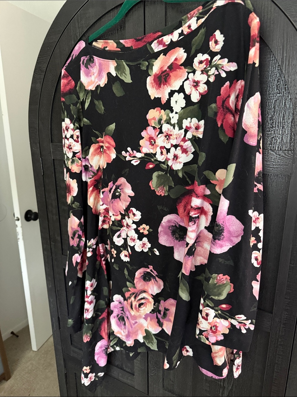 Agnes & Dora XL Knit Top in Floral Hues